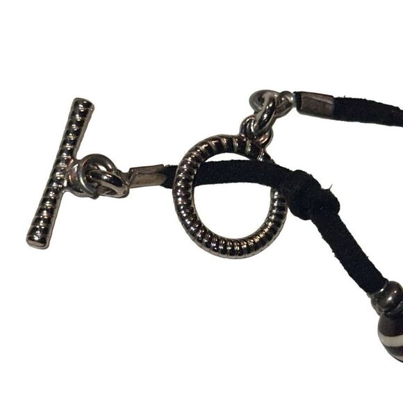 "New" Handmade Black Single Strand Toggle Clasp Station Necklace Ladies OS - Picture 6 of 9